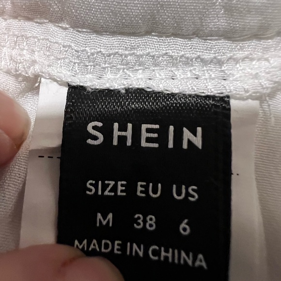 SHEIN Elegant White Fabric - Picture 4 of 4